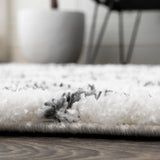 Conde Caimari Moroccan Diamond Shag Area Rug