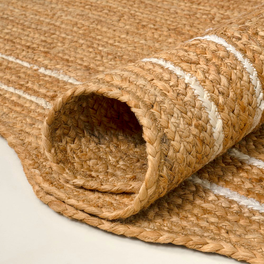 Elvoria Cottage Scallop Edge Jute Area Rug