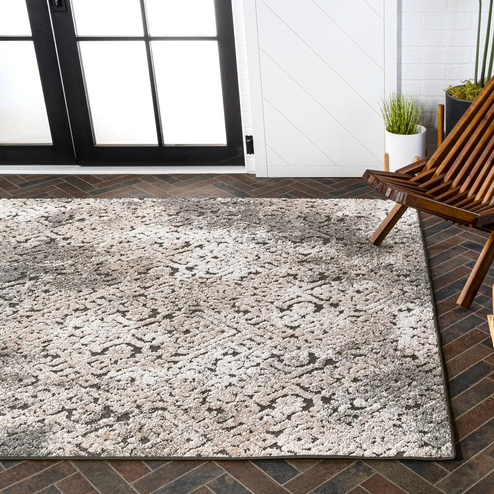 Tannisby High-Low Shabby Damask Indoor/Outdoor Area Rug