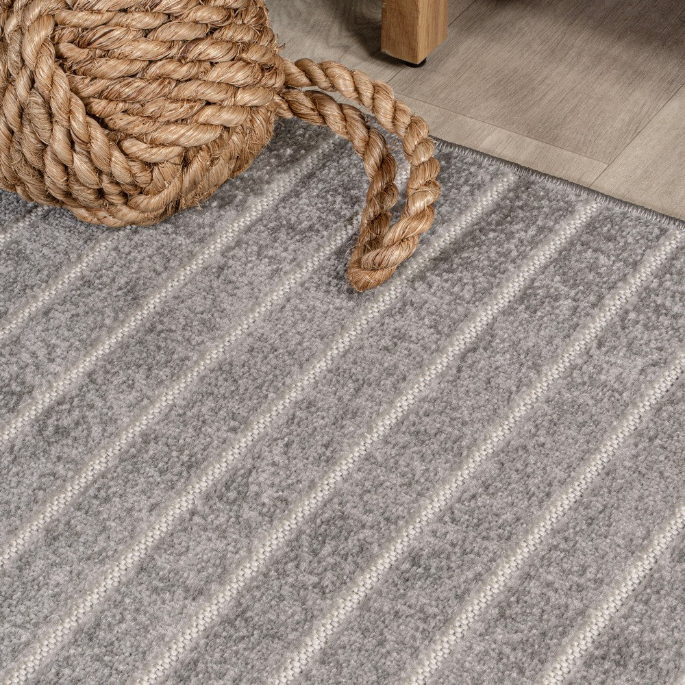 Akan Minimalist Angle Geometric Indoor/Outdoor Rug