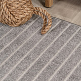 Akan Minimalist Angle Geometric Indoor/Outdoor Rug