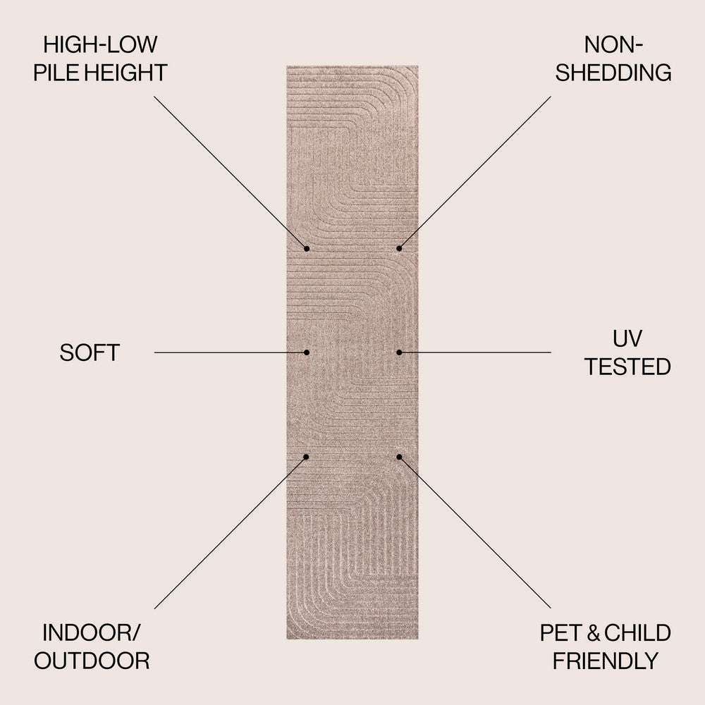 Akan Minimalist Angle Geometric Indoor/Outdoor Rug