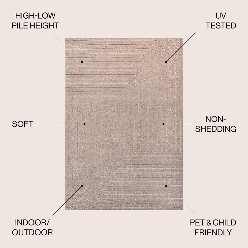 Akan Minimalist Angle Geometric Indoor/Outdoor Rug
