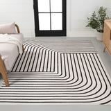 Akan Minimalist Angle Geometric Indoor/Outdoor Rug