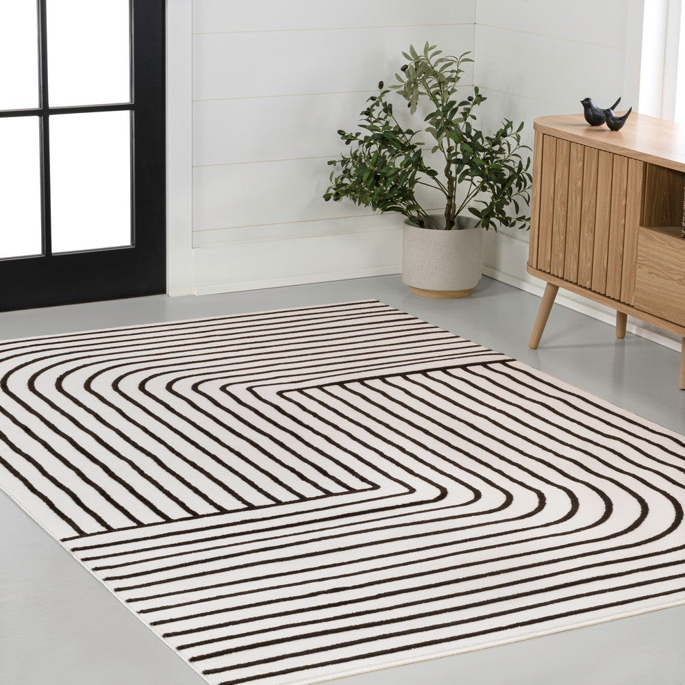 Akan Minimalist Angle Geometric Indoor/Outdoor Rug