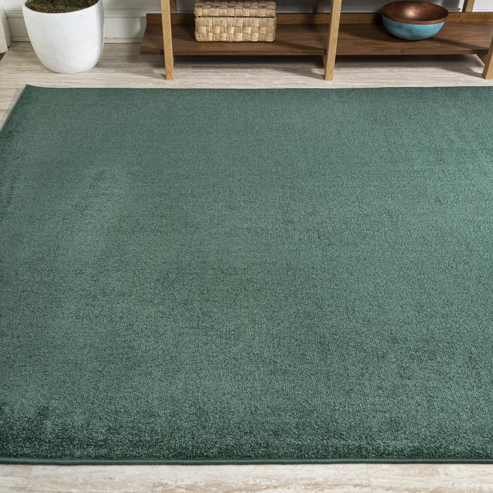 Trivor Haze Solid Low-pile Area Rug Emerald