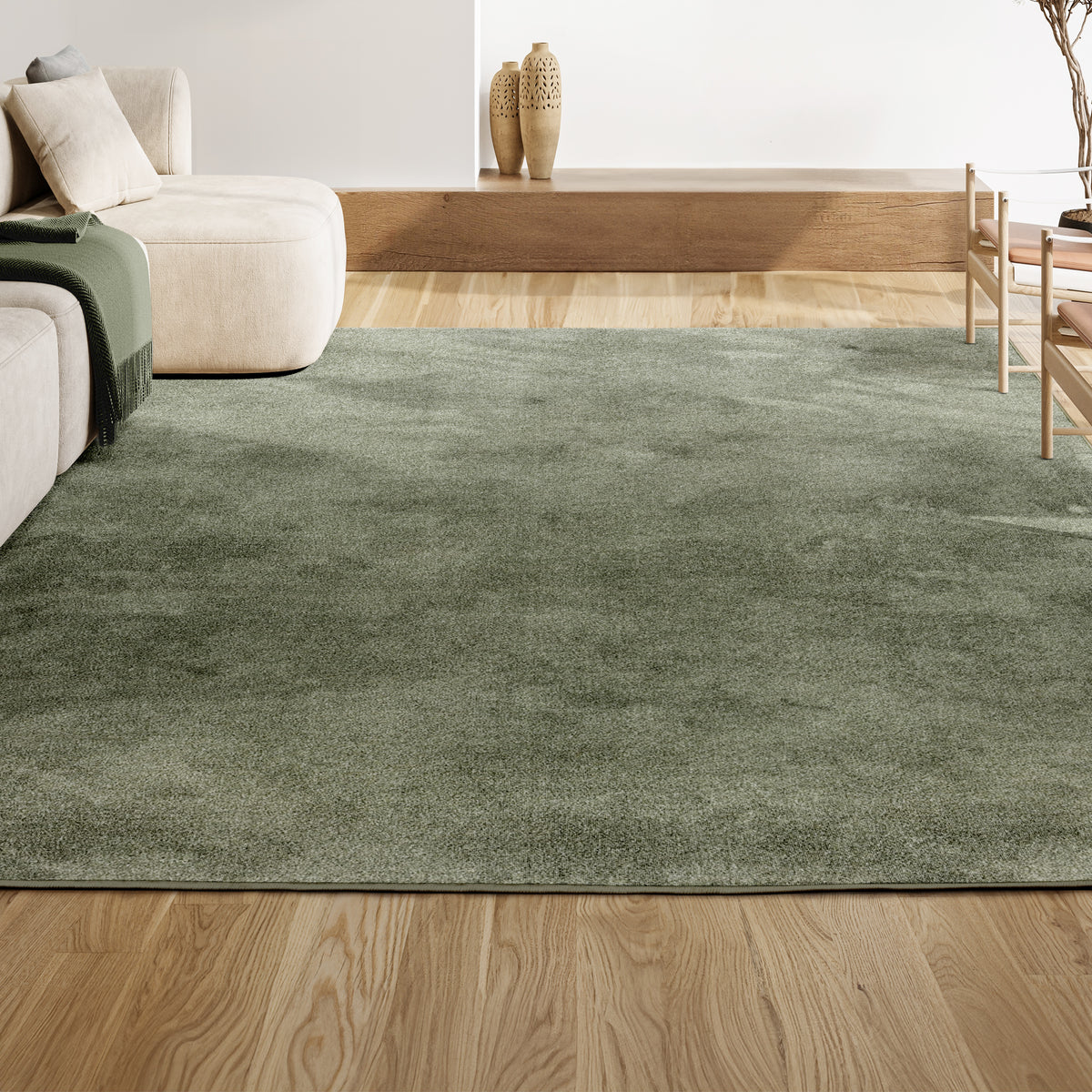 Trivor Haze Solid Low-pile Area Rug Green
