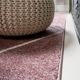 Bounty Minimalist Diamond Trellis Area Rug