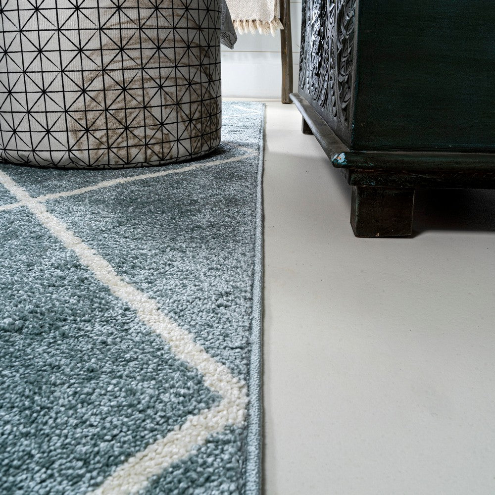 Bounty Minimalist Diamond Trellis Area Rug