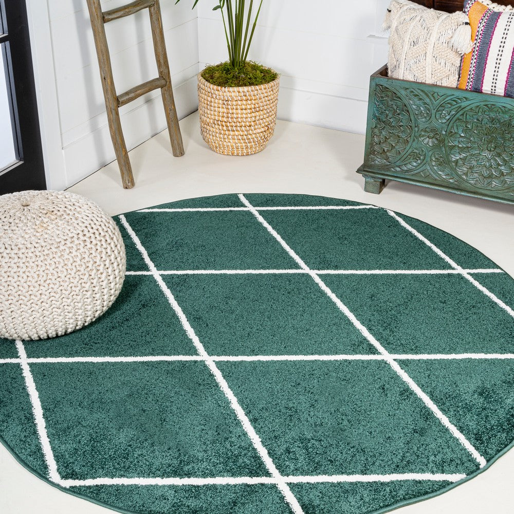 Bounty Minimalist Diamond Trellis Area Rug