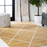 Bounty Minimalist Diamond Trellis Area Rug