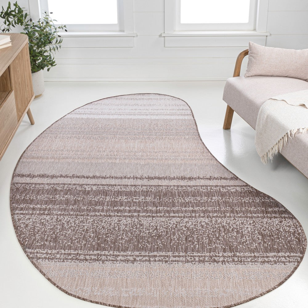 Dhiren Modern Rustic Organic Curve Indoor/Outdoor Area Rug