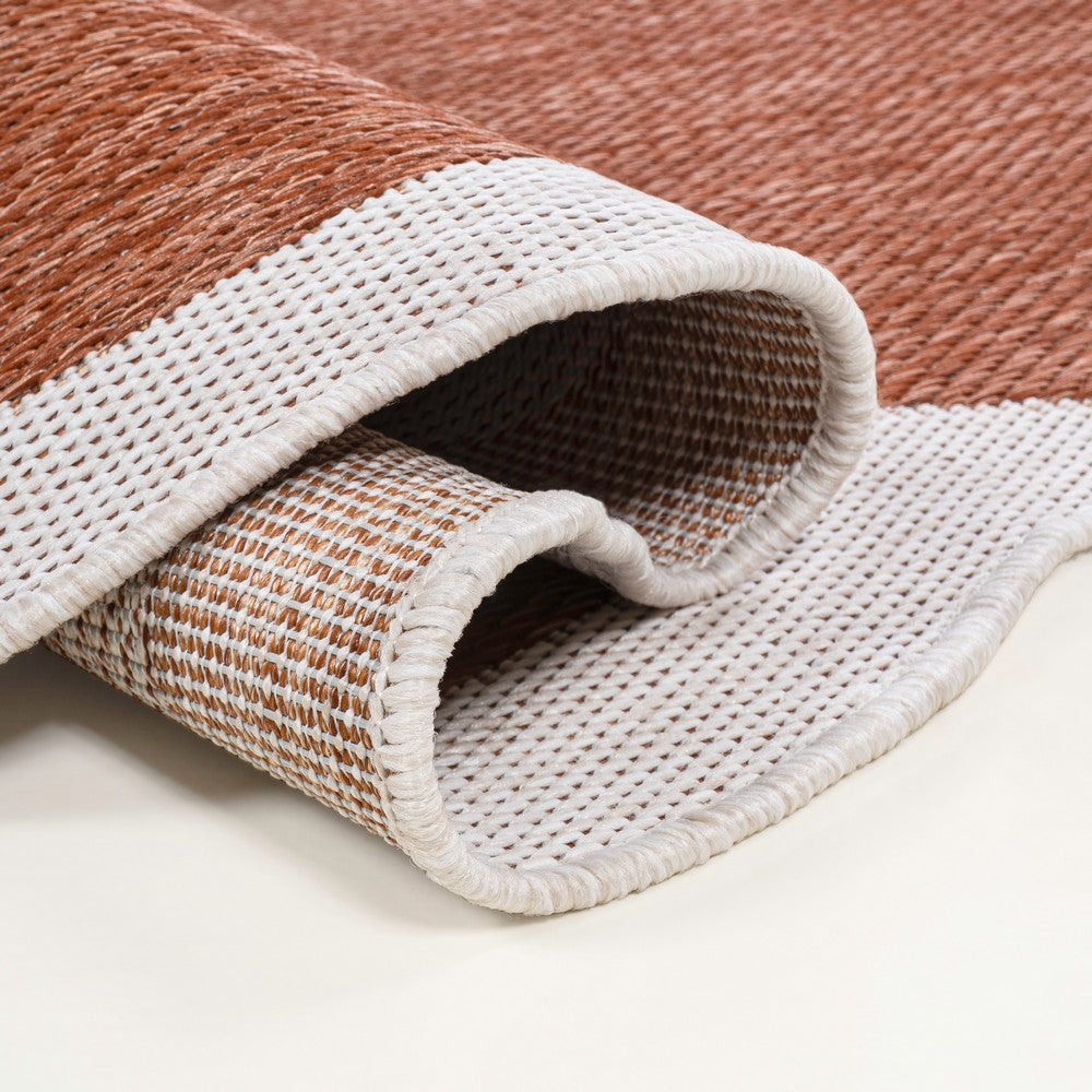 Raj Classic Cottage Two-tone Scalloped Indoor/Outdoor Area Rug