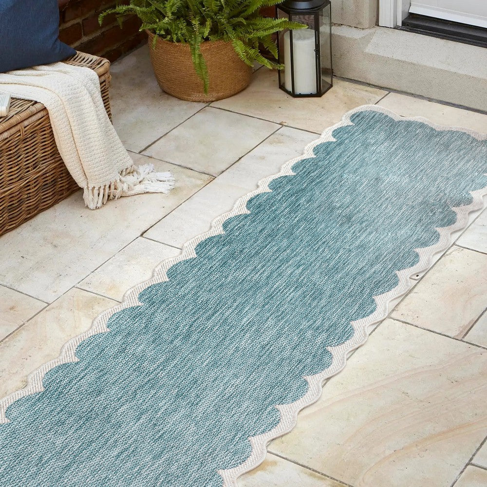 Raj Classic Cottage Two-tone Scalloped Indoor/Outdoor Area Rug