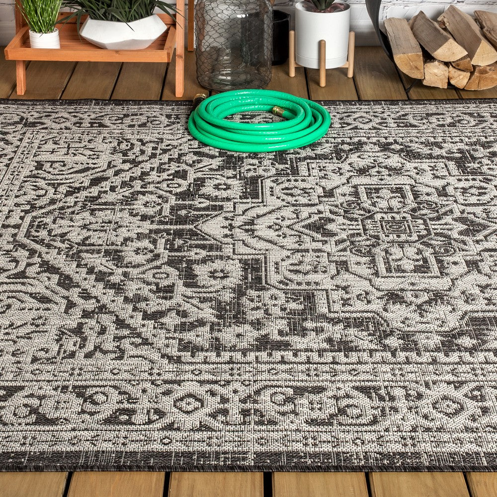 Luke Medallion Textured Weave Indoor/outdoor Area Rug