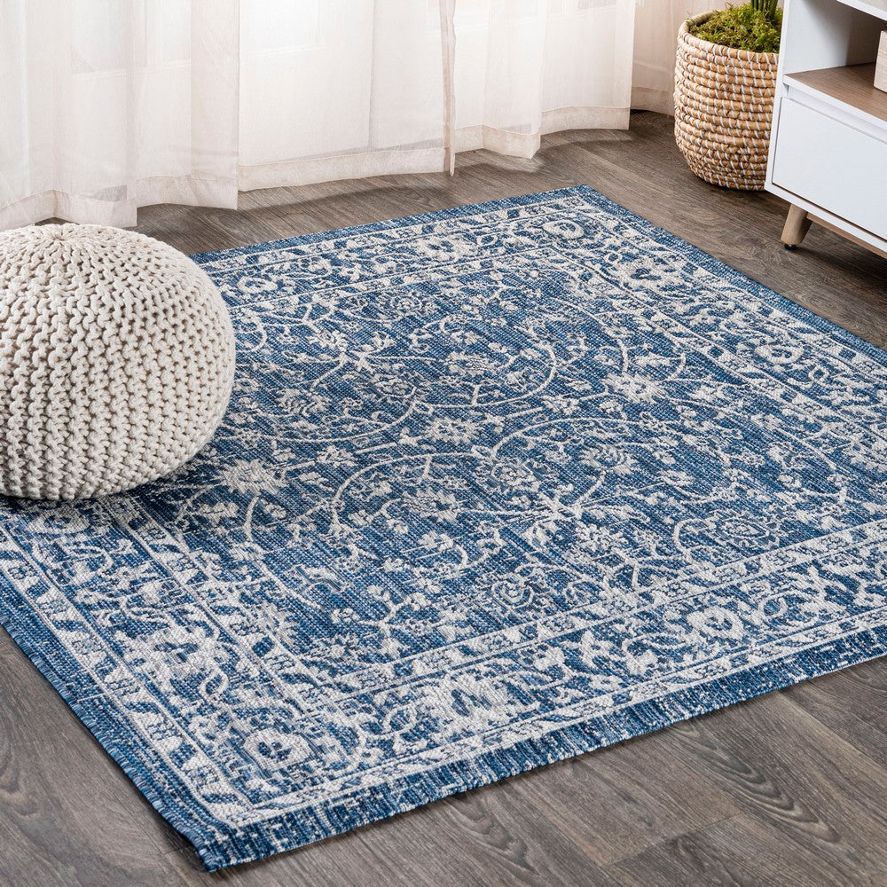 Huon Palazzo Vine and Border Indoor/Outdoor Area Rug