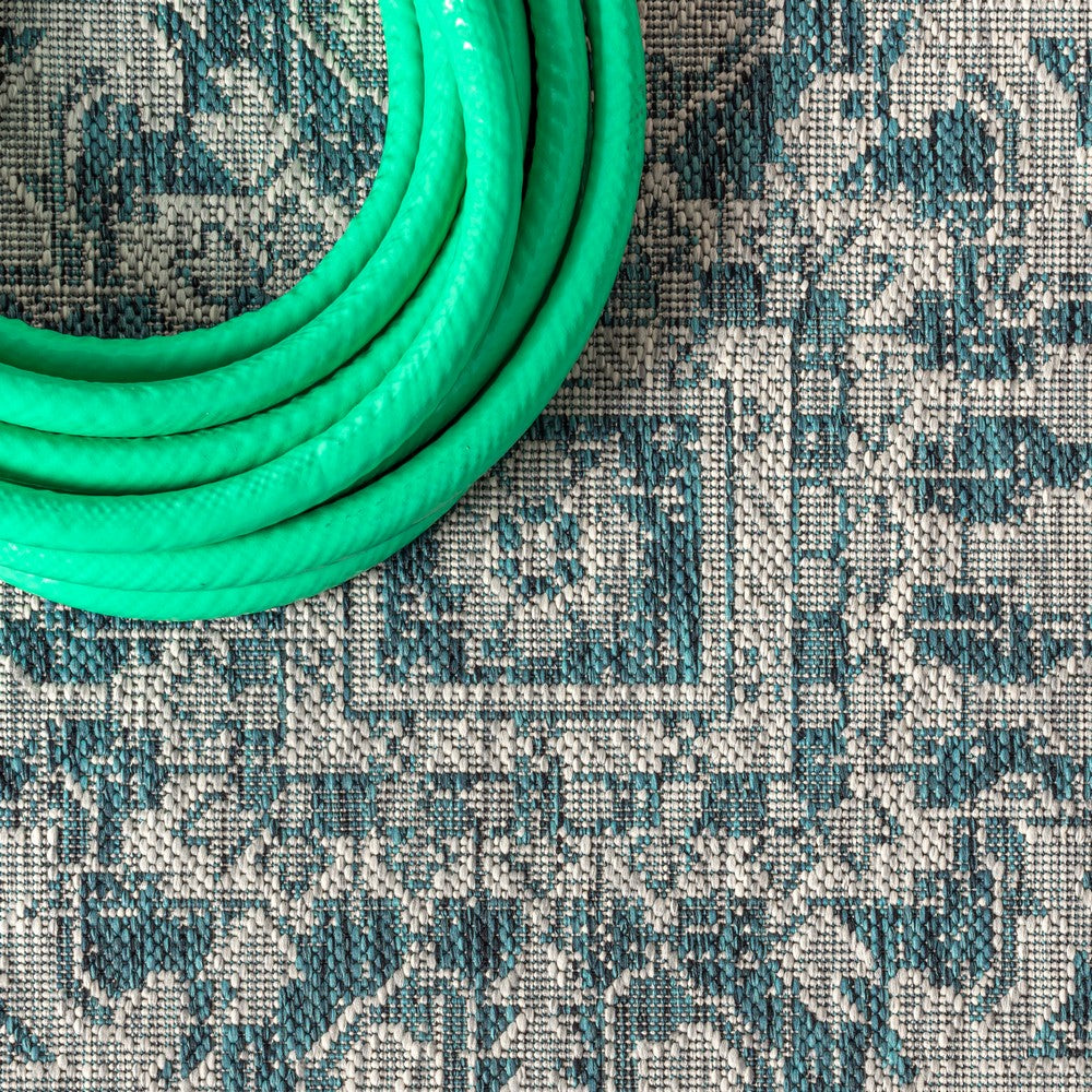 Cascade Bohemian Medallion Textured Weave Indoor/outdoor Runner Rug