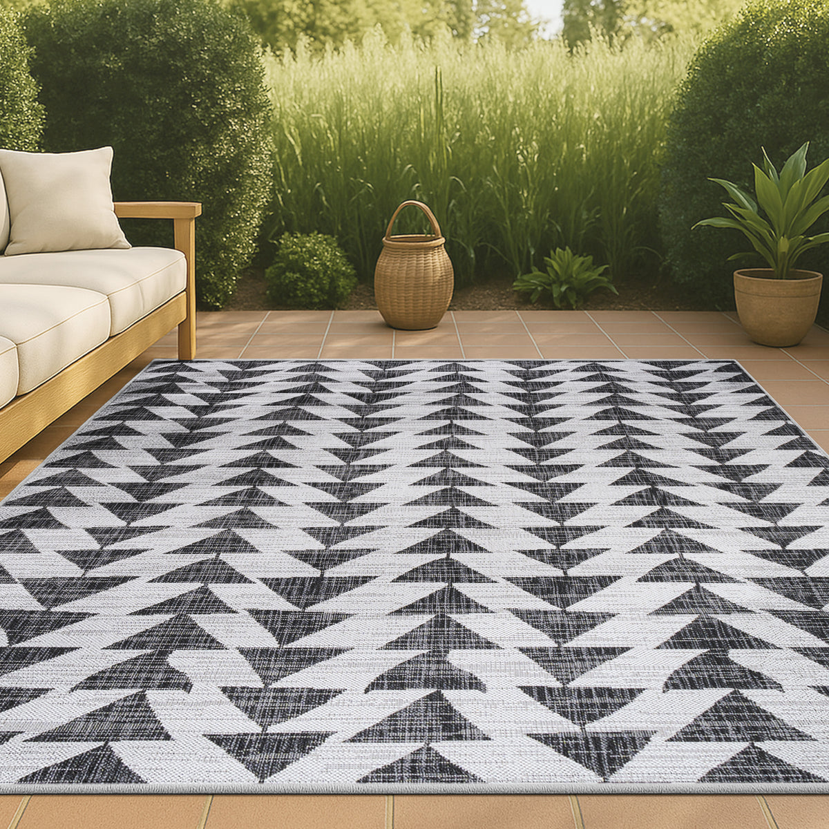 Lourosa Andratx Modern Tribal Geometric Indoor/Outdoor Area Rug