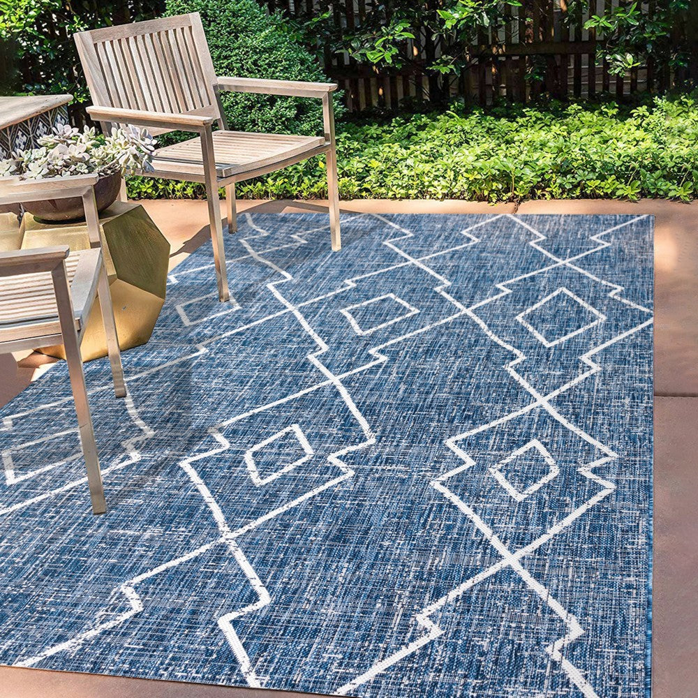 Funchat Carwa Tribal Diamond Trellis Indoor/Outdoor Area Rug