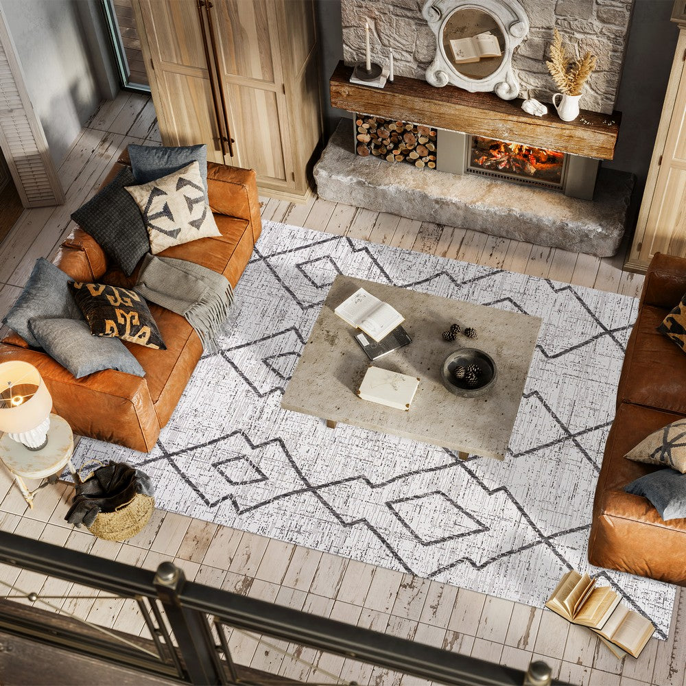 Funchat Carwa Tribal Diamond Trellis Indoor/Outdoor Area Rug