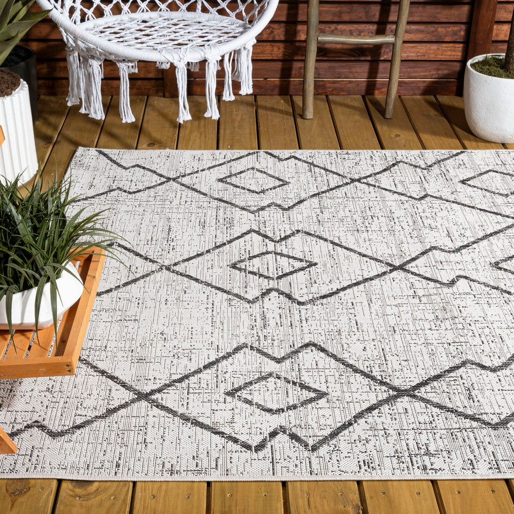 Funchat Carwa Tribal Diamond Trellis Indoor/Outdoor Area Rug