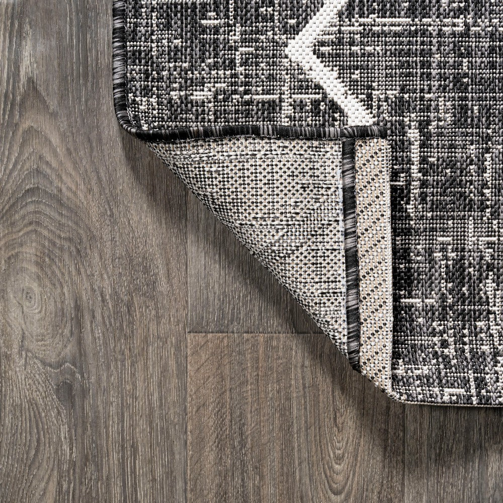 Funchat Carwa Tribal Diamond Trellis Indoor/Outdoor Area Rug