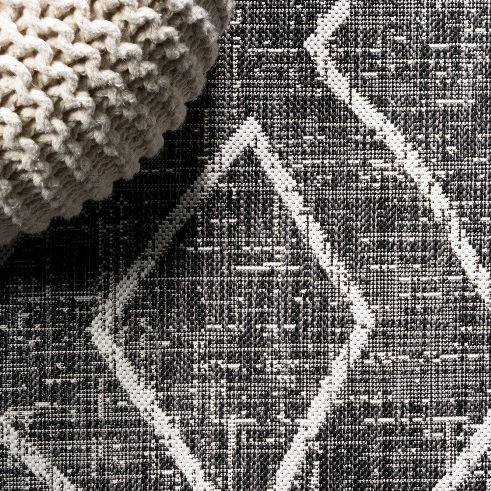 Funchat Carwa Tribal Diamond Trellis Indoor/Outdoor Area Rug