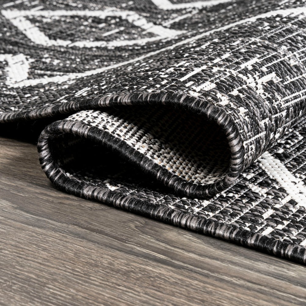 Funchat Carwa Tribal Diamond Trellis Indoor/Outdoor Area Rug
