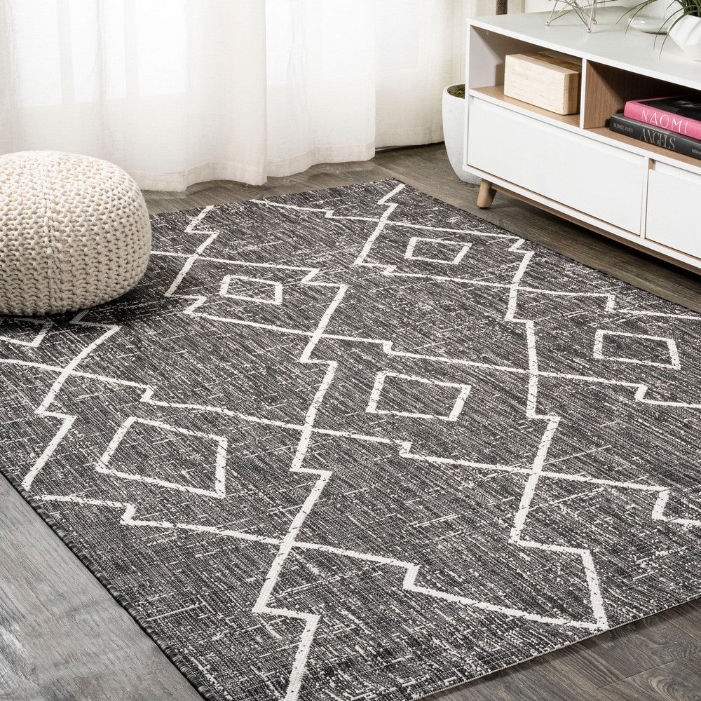 Funchat Carwa Tribal Diamond Trellis Indoor/Outdoor Area Rug