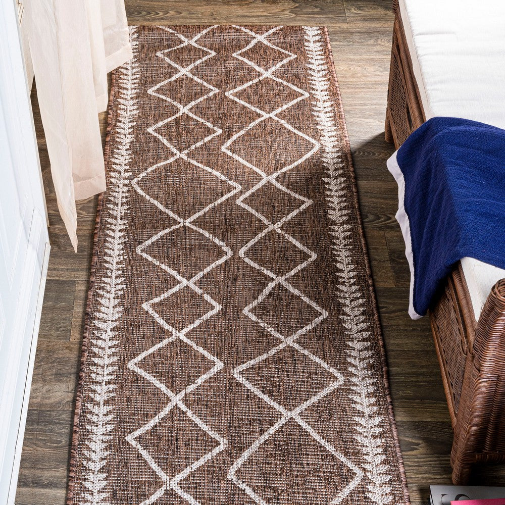 Gandra Derya Tribal Diamond Trellis Indoor/Outdoor Area Rug