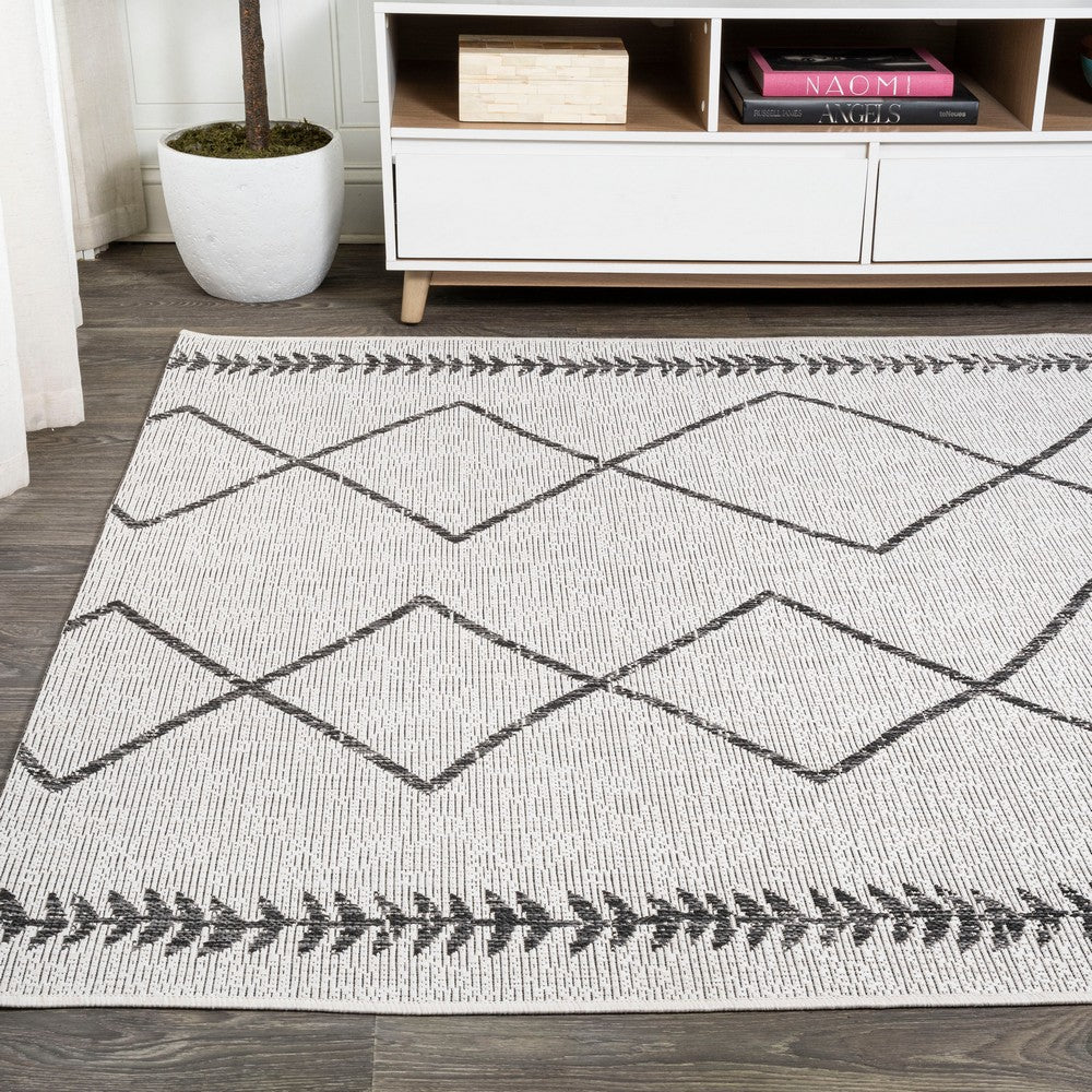Gandra Derya Tribal Diamond Trellis Indoor/Outdoor Area Rug