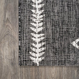 Gandra Derya Tribal Diamond Trellis Indoor/Outdoor Area Rug