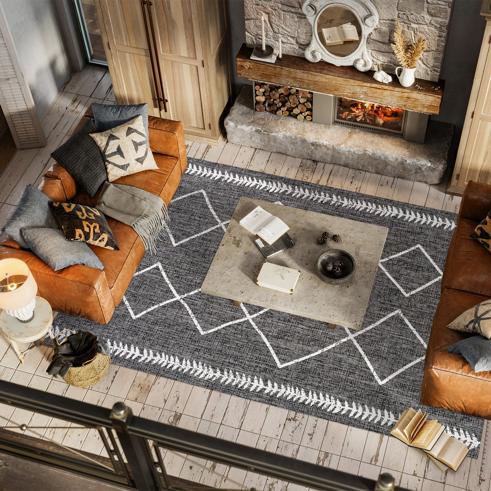 Gandra Derya Tribal Diamond Trellis Indoor/Outdoor Area Rug