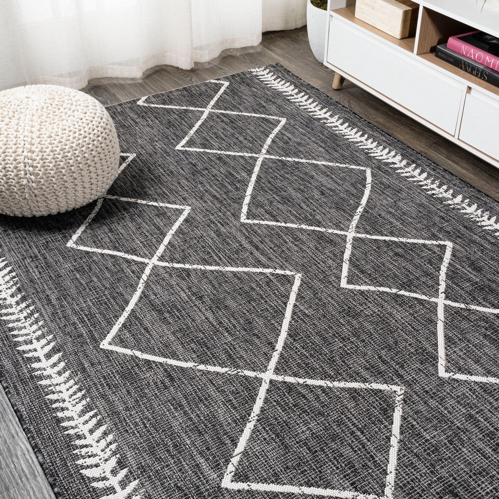 Gandra Derya Tribal Diamond Trellis Indoor/Outdoor Area Rug