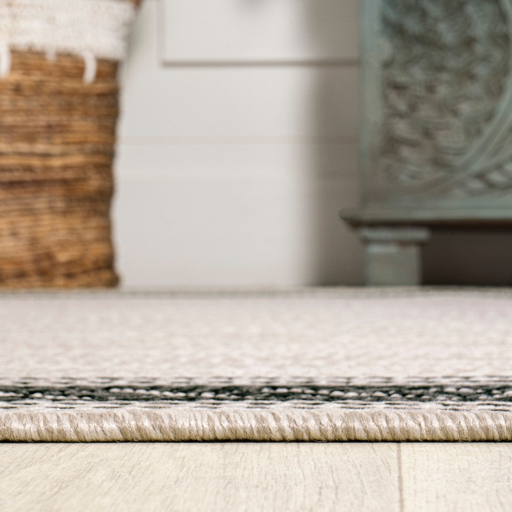 Kristine Classic Diamond Border Indoor/outdoor Area Rug