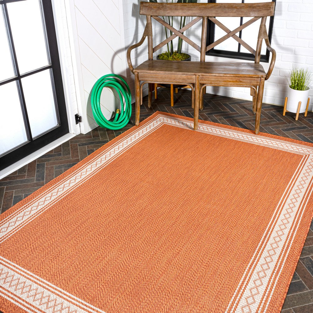 Kristine Classic Diamond Border Indoor/outdoor Area Rug