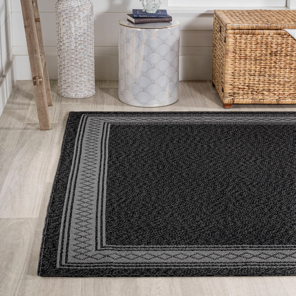 Kristine Classic Diamond Border Indoor/outdoor Area Rug