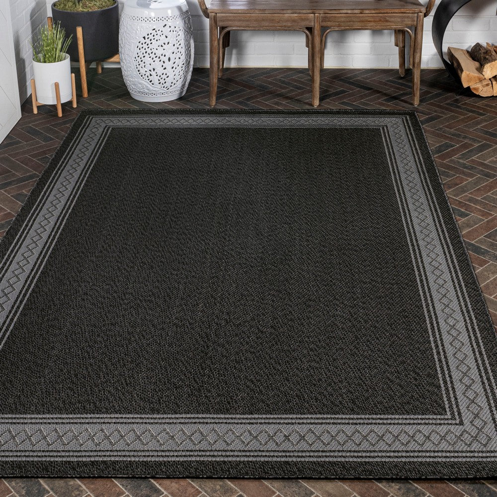 Kristine Classic Diamond Border Indoor/outdoor Area Rug