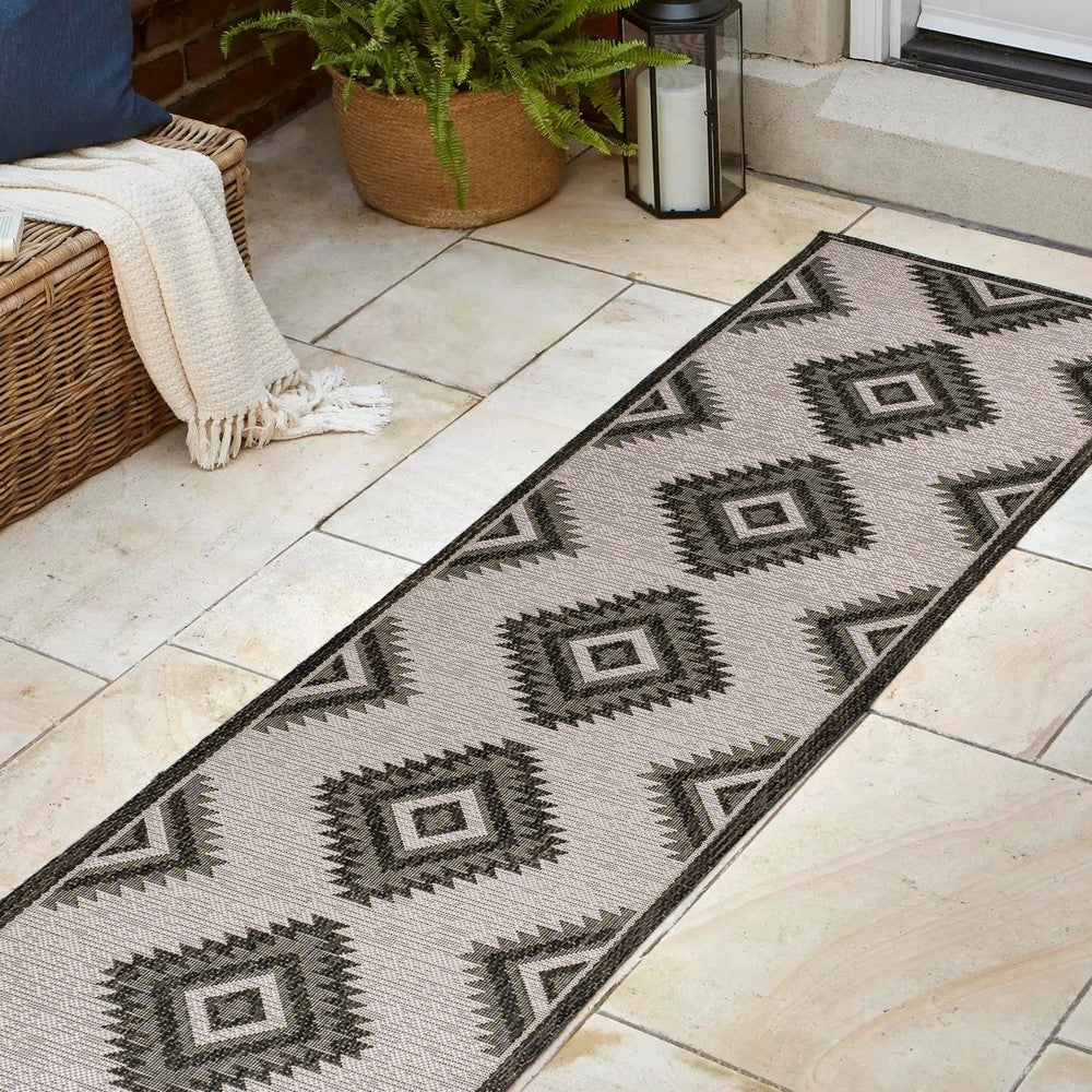 Antique Geometric Moroccan Diamond Indoor/Outdoor Area Rug