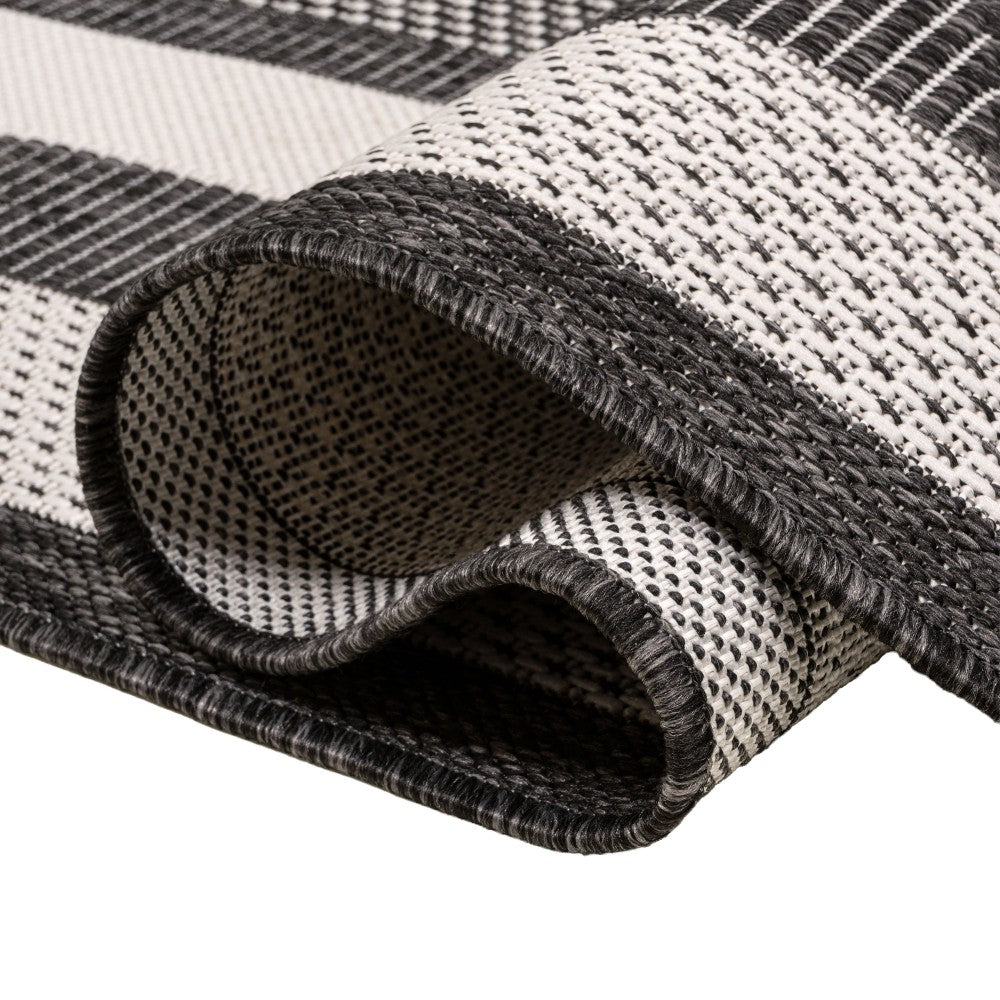 Thin Classic 3-Stripe Border Indoor/Outdoor Area Rug
