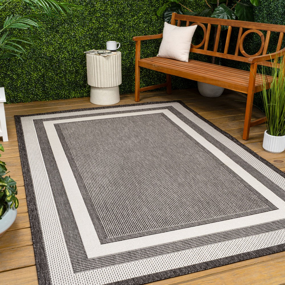 Thin Classic 3-Stripe Border Indoor/Outdoor Area Rug
