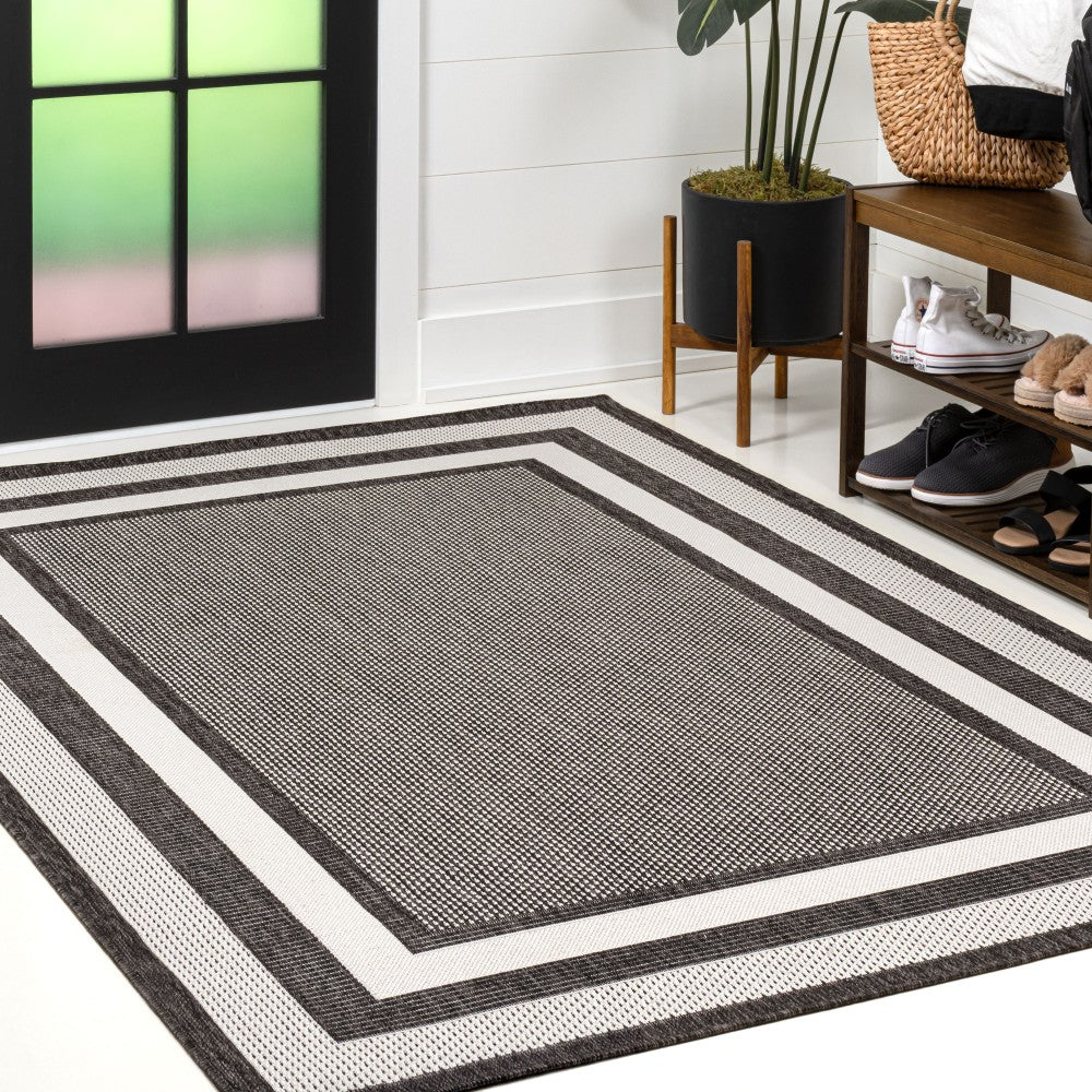 Thin Classic 3-Stripe Border Indoor/Outdoor Area Rug