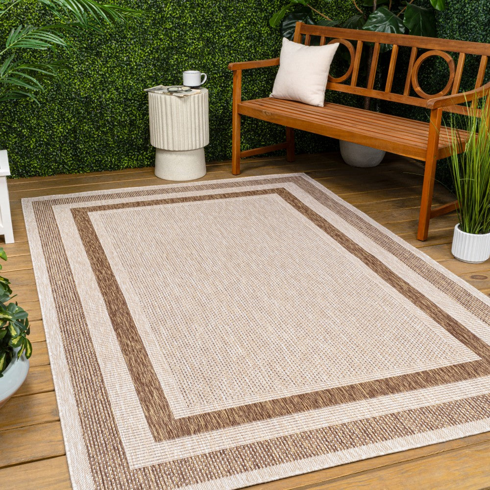 Thin Classic 3-Stripe Border Indoor/Outdoor Area Rug