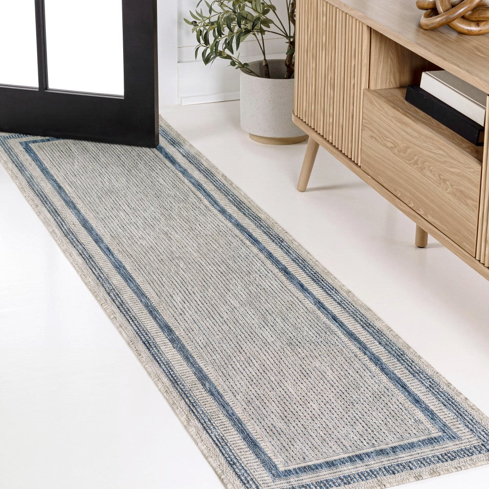 Thin Classic 3-Stripe Border Indoor/Outdoor Area Rug