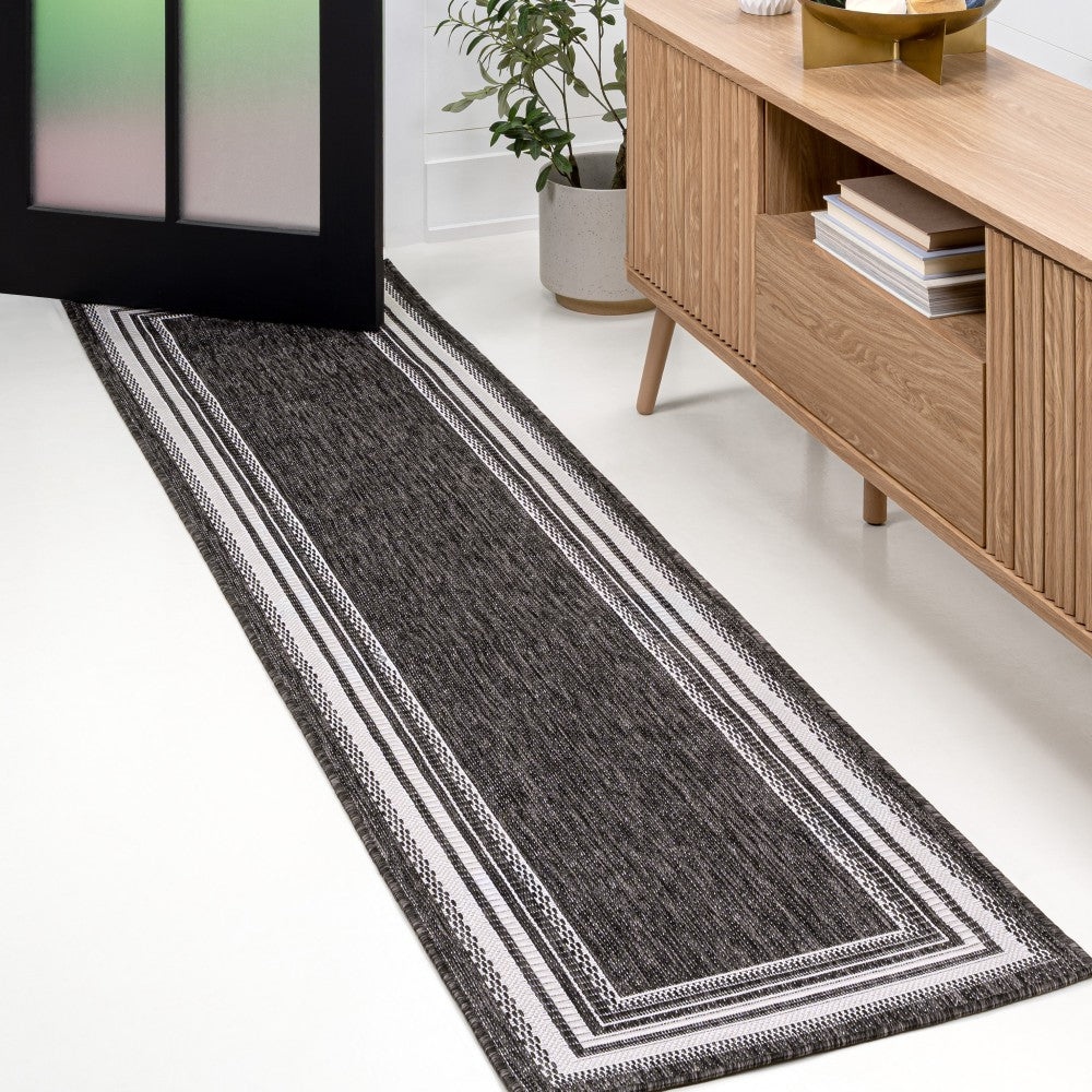 Barclay Traditional Casual Pinstripe Border Indoor/Outdoor Area Rug