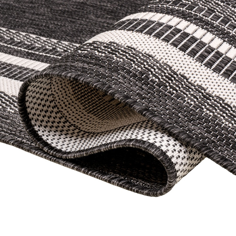 Barclay Traditional Casual Pinstripe Border Indoor/Outdoor Area Rug