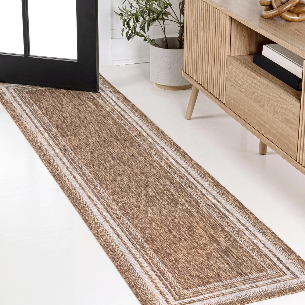 Barclay Traditional Casual Pinstripe Border Indoor/Outdoor Area Rug