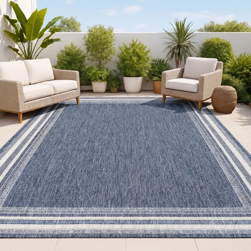 Barclay Traditional Casual Pinstripe Border Indoor/Outdoor Area Rug