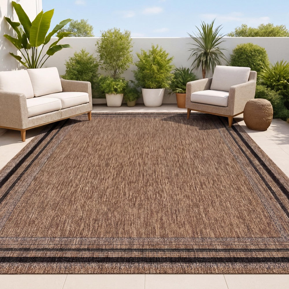 Barclay Traditional Casual Pinstripe Border Indoor/Outdoor Area Rug