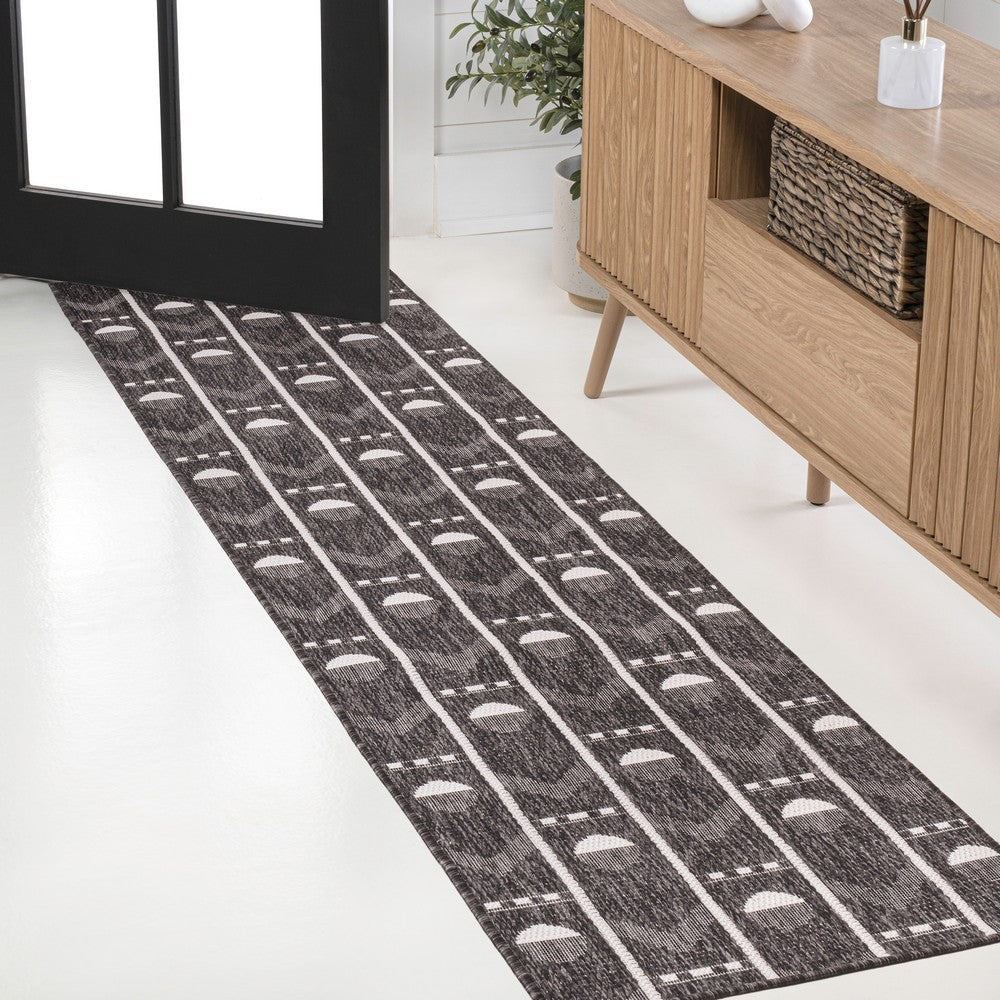 Blair Modern Geometric Indoor/Outdoor Area Rug